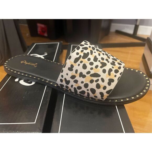 Qupid Leopard and Cream Slides - Picture 5 of 5